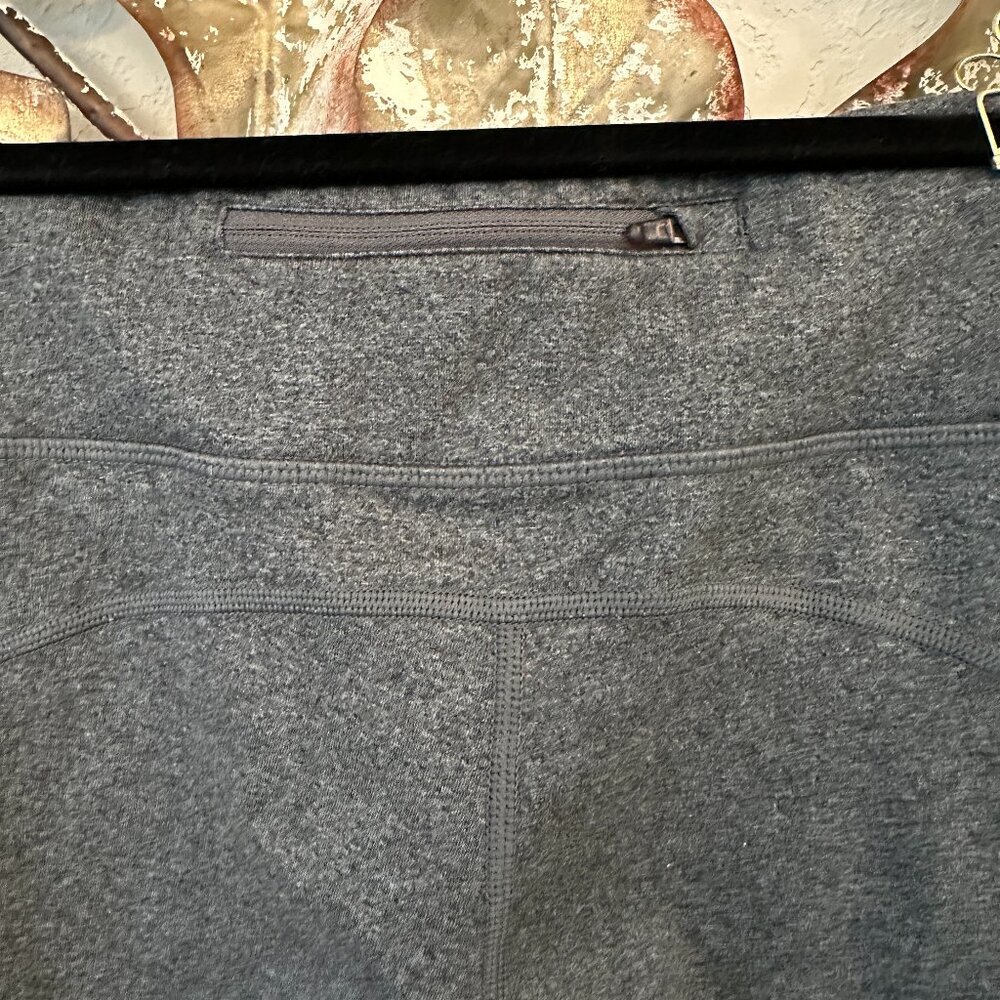 Nike Dri-FIT Running Capri Leggings Gray Size M - Picture 4 of 5